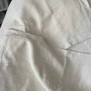 Pottery Barn Diamond Matelasse Coverlet/Spread with 2 shams Queen